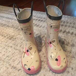 Oaki Ballerina Rain Boots. Sizzle 13